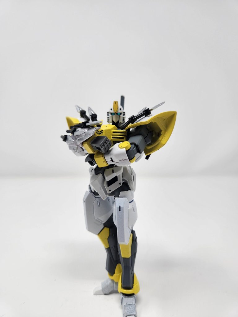 I went with the color Yellow and white because I want a ninja that is so fast, it does not need to hide, just leave In a yellow flash.