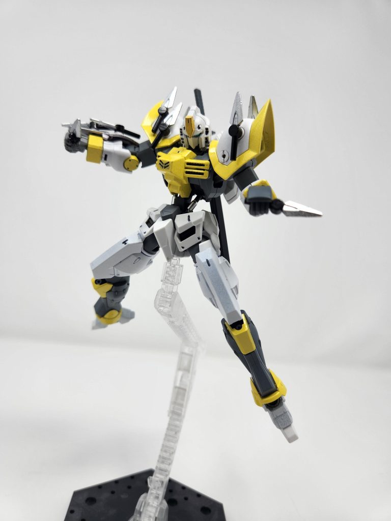 Able to use the ones on the shoulders as well for quick attacks.