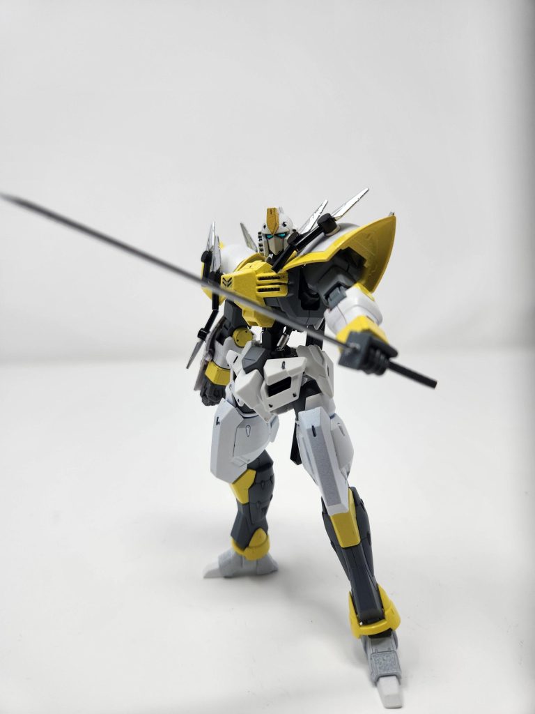 Having the Cold blade at hand for true ninja combat. Able to sheeth it on its back.