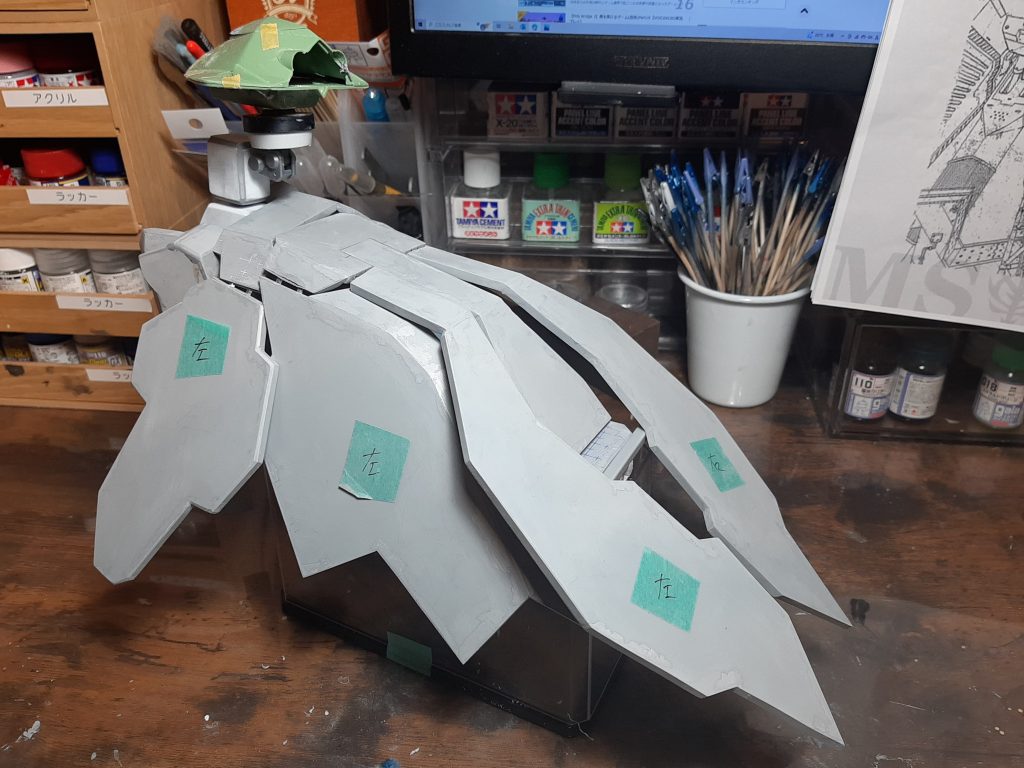 プラバンで大まかなパーツを作成したところ。ここまでで2カ月くらいかかりました。