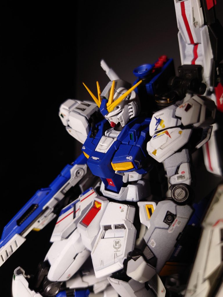 胸部装甲はプラ板でほんのりディテールアップ。