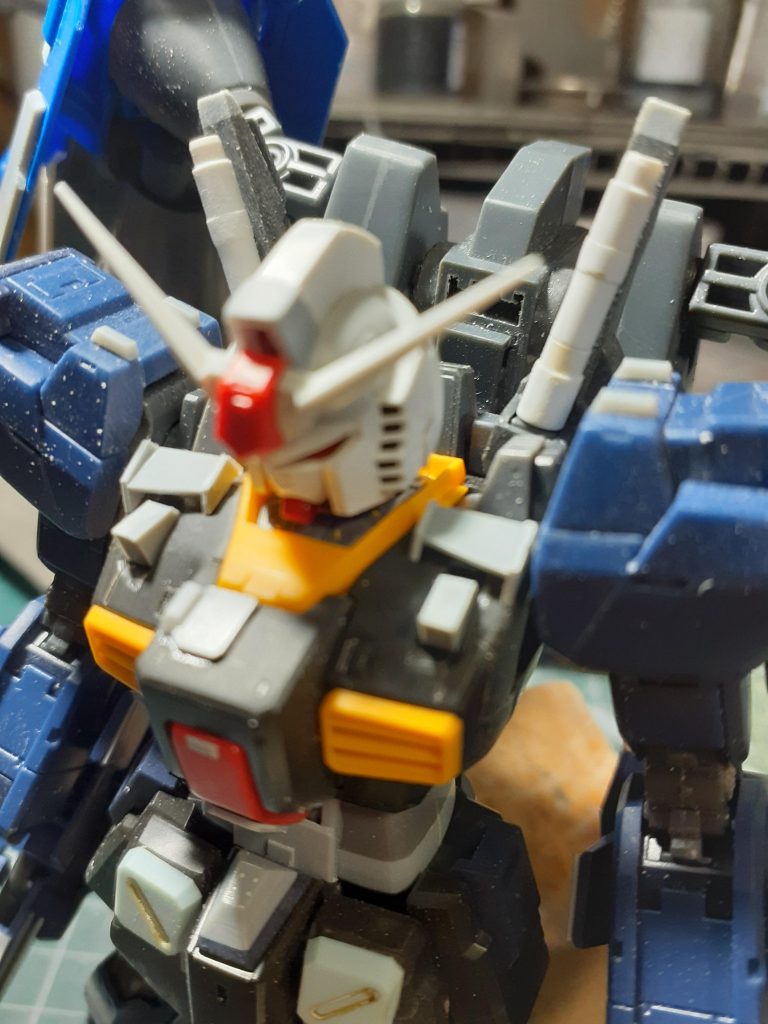 各所のディテールはプラバンを追加