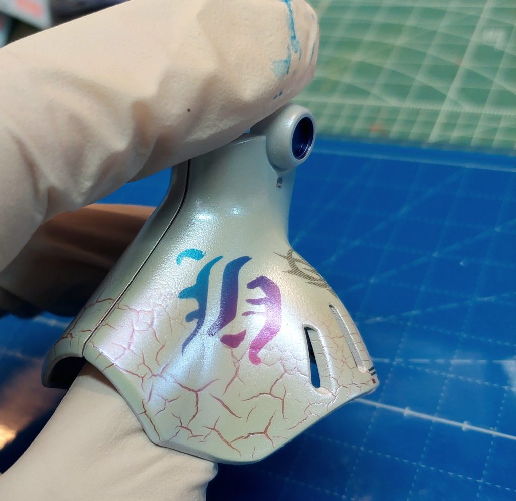 綺麗な色でしょ？クラック塗装のコントロールが上手くなってきたので、ついつい塗装する前にクラックするかどうするか考えてしまいますw最後までお付き合いくださいまして、ありがとうございました。