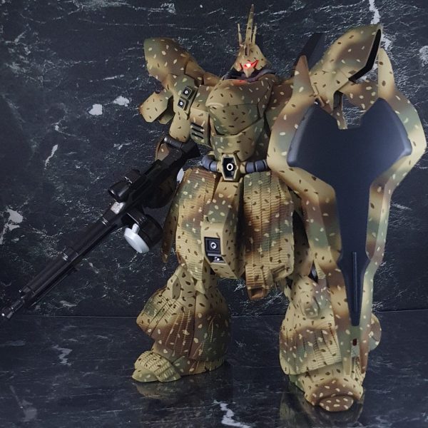 【途中】HGUC+MG 近藤版サザビー(アンブッシュ迷彩仕様)