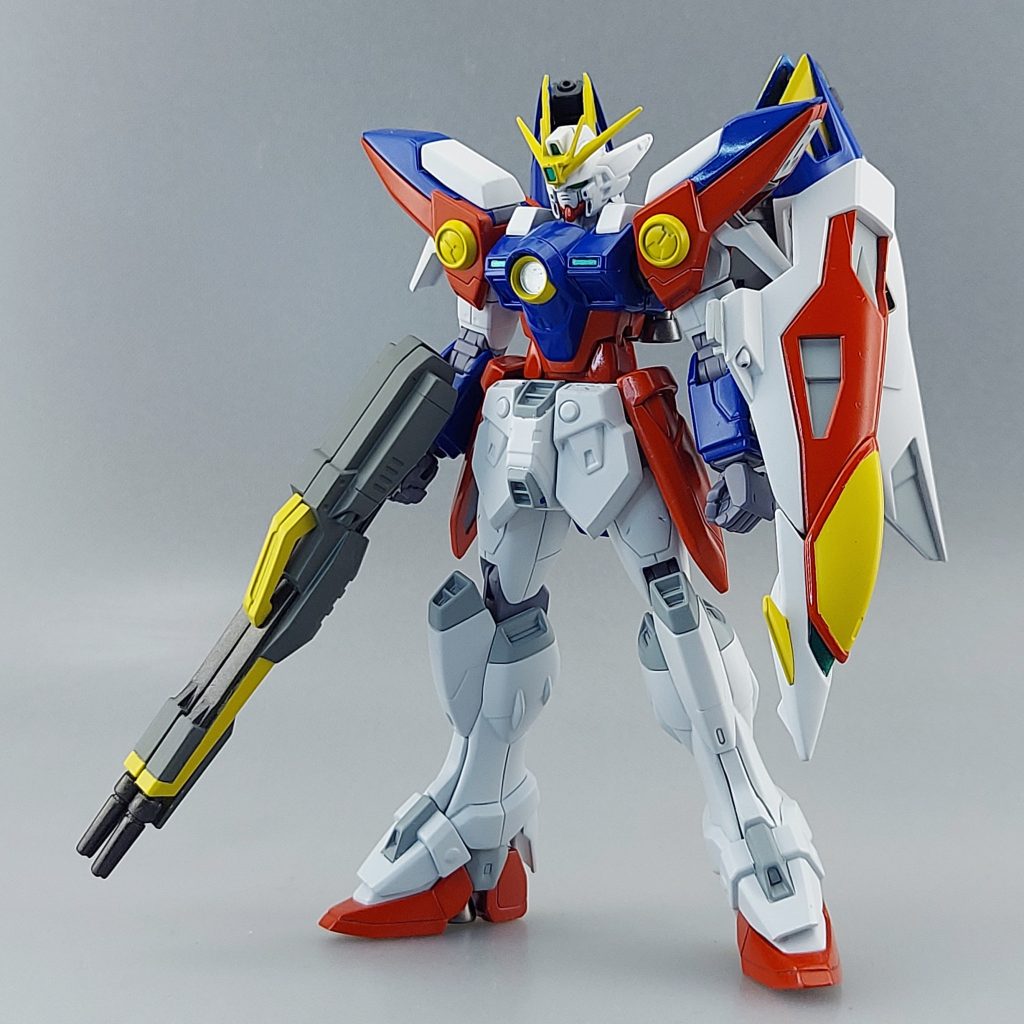 基本塗装が終わったタイミングでの仮組みです最終的にデカール後に仕上げでつや消しを吹いていますが、この状態もMETAL ROBOT魂みたいでアリかと思いました