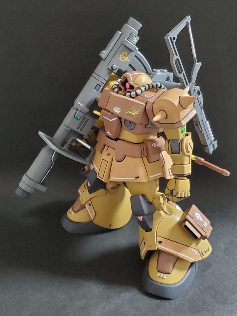 こうして、あちこち改修を施して今回の作品MS-09D 先行量産型ドム トロピカルタイプが完成しました～😅💦あと、ラケーテンバズもカッコいいから持たせました～😎✨多忙のためと、手間暇がかかる作品になってきたためか、投稿頻度が少々落ちています…💦しかし❗ガンプラ大好き魂は健在です💪✨また、アップした際には、お付き合い頂ければ嬉しいです😌🎶今回も長～い投稿、ご覧下さり誠にありがとうございました～😊✨感謝感謝です🙇🎵