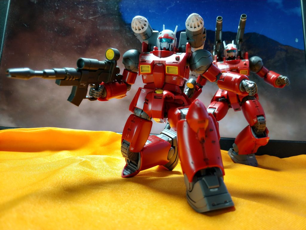 ハヤト機前へ。思った通り、二機並ぶだけで迫力倍増。