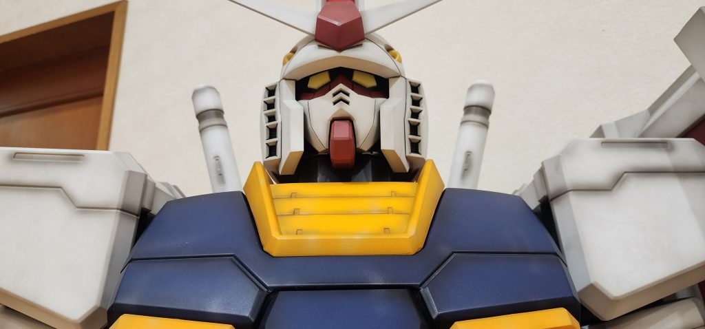 ガンダムのほうはライフルや起動の音が鳴るぞ！