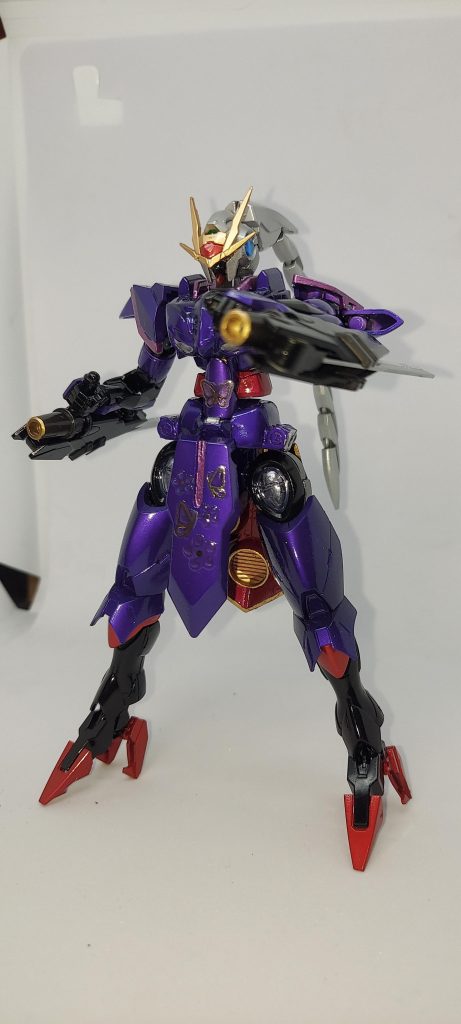 武器2：中近距離用ビームライフル内臓ソードトンファー