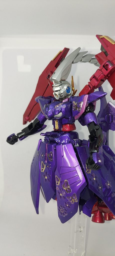 ジオングマスクと腹部にビーム発射口