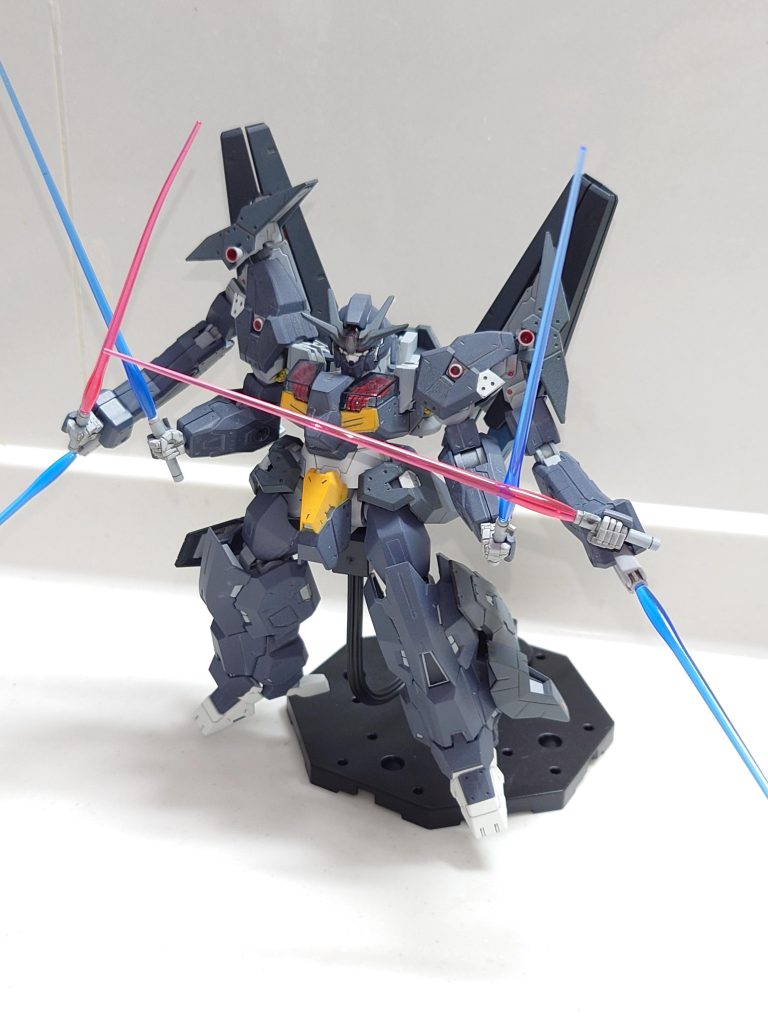 復讐心に駆られたエラン5号がウルとソーンをペイル社に持ち込んで改修してもらった形態。エラン5号も再調整を受けて復讐の鬼と化した。