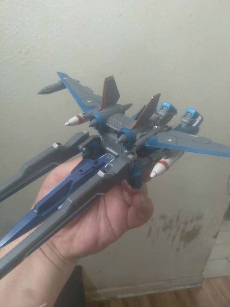 Additional multi missile launchers are installed on either wing along with extra propellant in the tanks