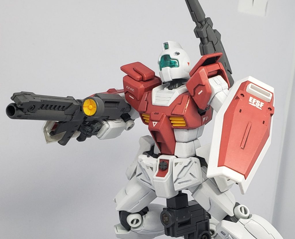 よく動き、オリジナル要素もふんだんに含んだ遊べるジムが作れたかなと思っています。HGUCジムのボディが丸々余ったので、そちらもどうにかして有効活用したいものです。