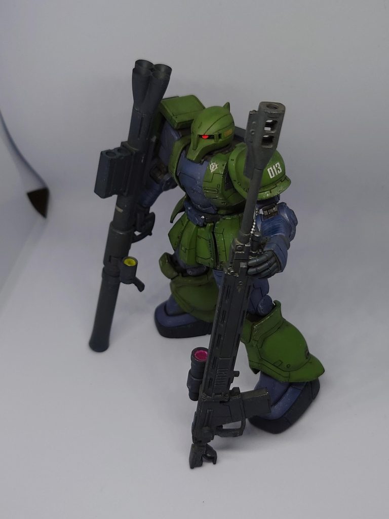 MS対艦ライフルです 武装類その他部分的に塗装してますが ほぼ成形色仕上げです