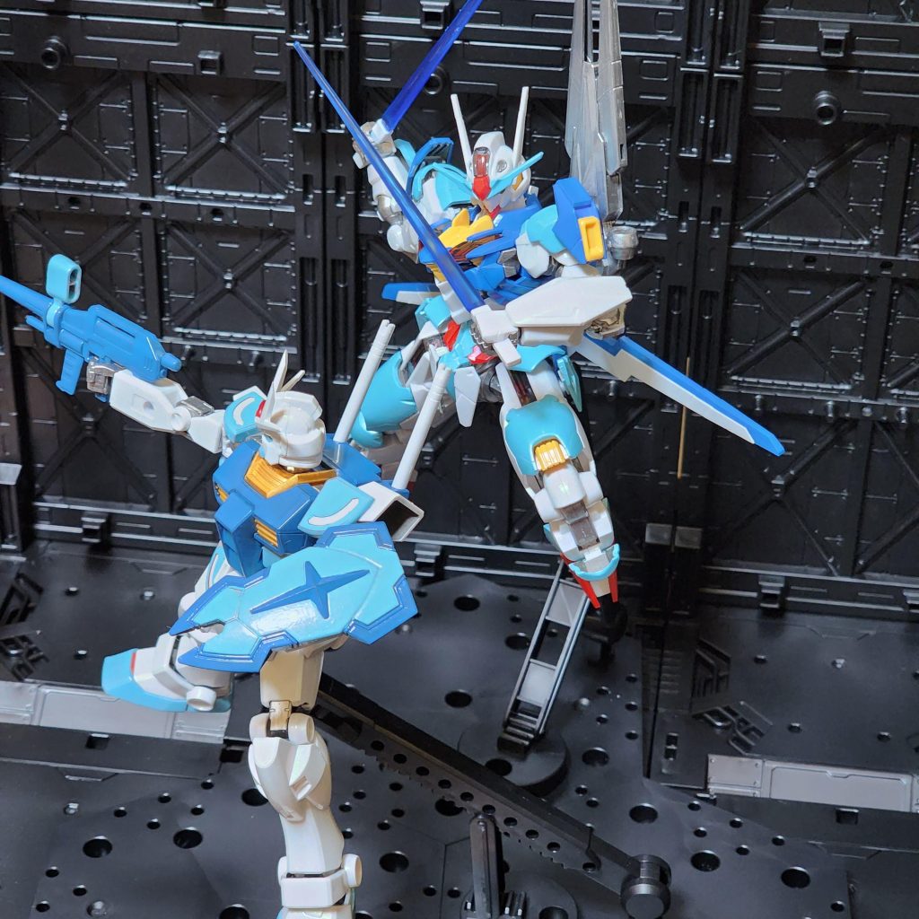 はじめてふたつのキットを同時、並走して組んでみたのですが、結局塗装の持ち手棒が全然足らず、順番に塗装することにw