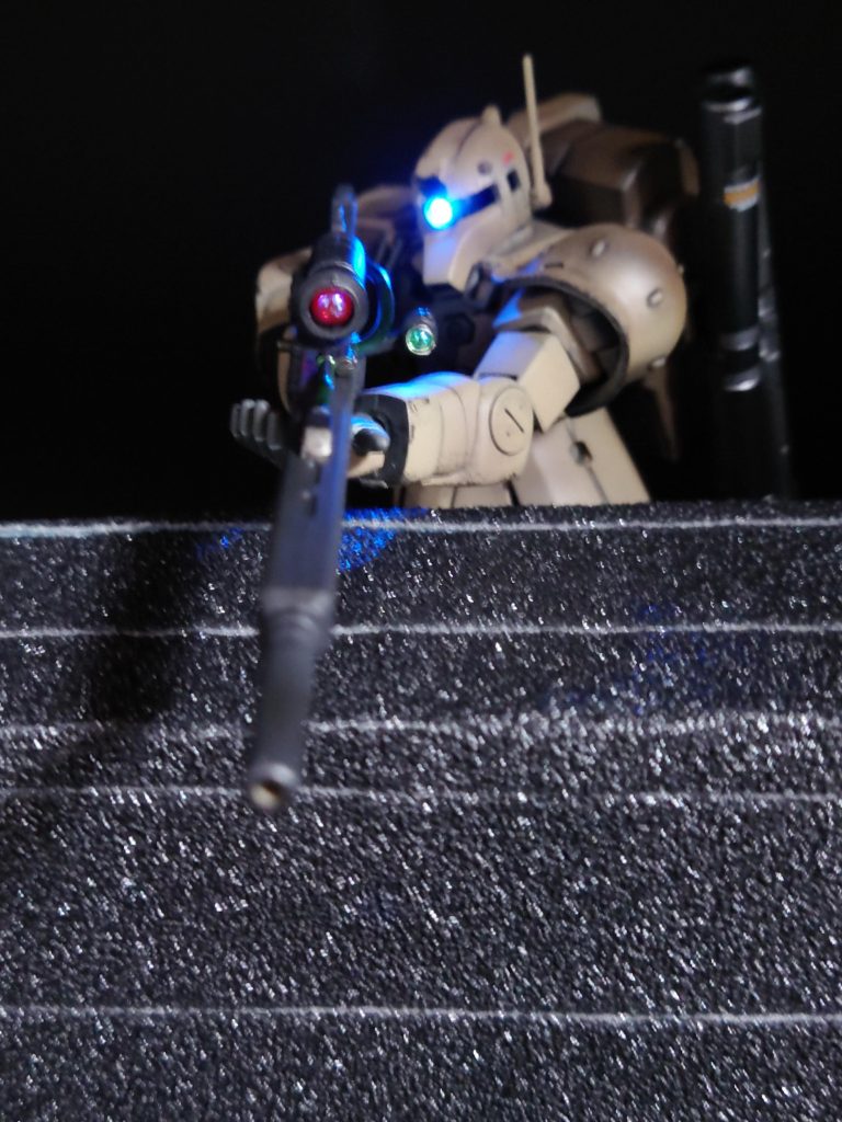 名もなき、ある独立部隊の凄腕スナイパーとの設定です。