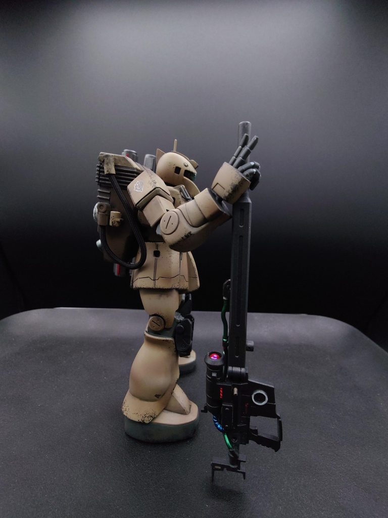 ライフルは、ハイキューパーツのＶＣドームを追加して綺麗めに作りました。