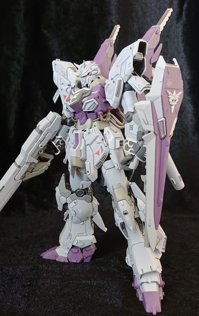 素体を尊重したディテールアップ😤全体的に、得意の100均つぶし玉(1.5mm)が光ります😁