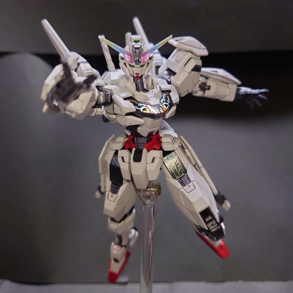 ラストシーンのエリクトを移し替えるシーンが好きでこのポーズで飾っています