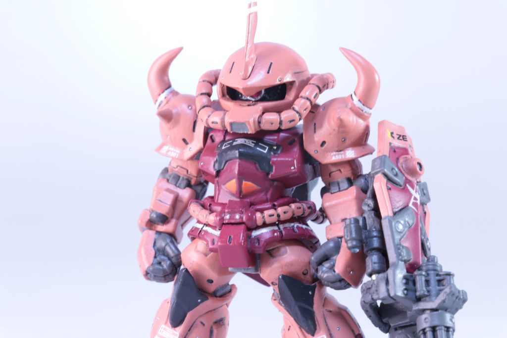 ガンダムコンバージ　リペイント　シャア専用グフカスタム–3枚目/制作者：iwaitati