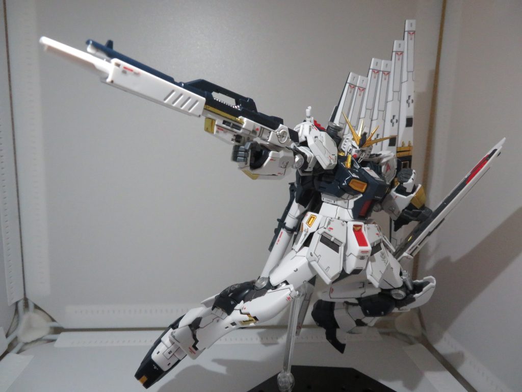 RG νガンダム–4枚目/制作者:らり~