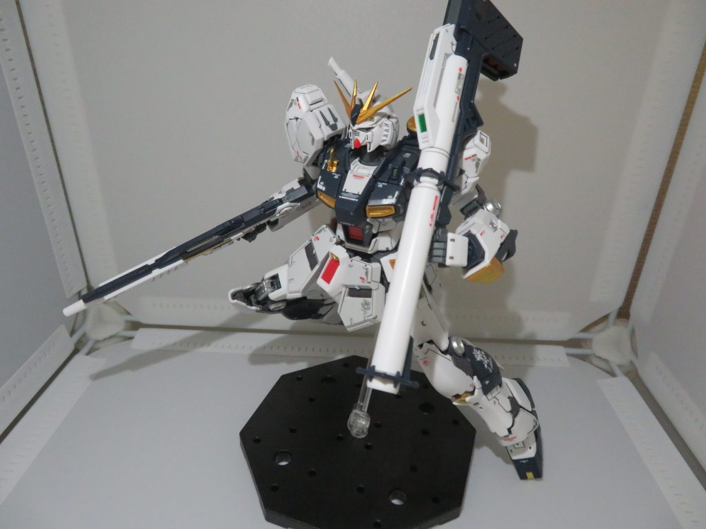 RG νガンダム–8枚目/制作者:らり~