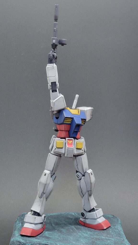 最後に最後まで見て頂きありがとうございます！パッと見ではそれなりに出来ている感じにはなりましたが、実は色々ミスっているんですよね……エナメル塗料使用したことにより、割れてる部分とかちょくちょくあったり、よく見れば粗だらけです……失敗から学んだことを次の作品で活かせるよう、日々精進します(￣^￣)ゞこんな作品ですが、参考になれば幸いです！ありがとうございました！