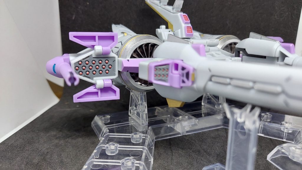 お気に入りポイント①ミサイルポッドの先端をちびっと塗るだけでいい感じにディテールアップ