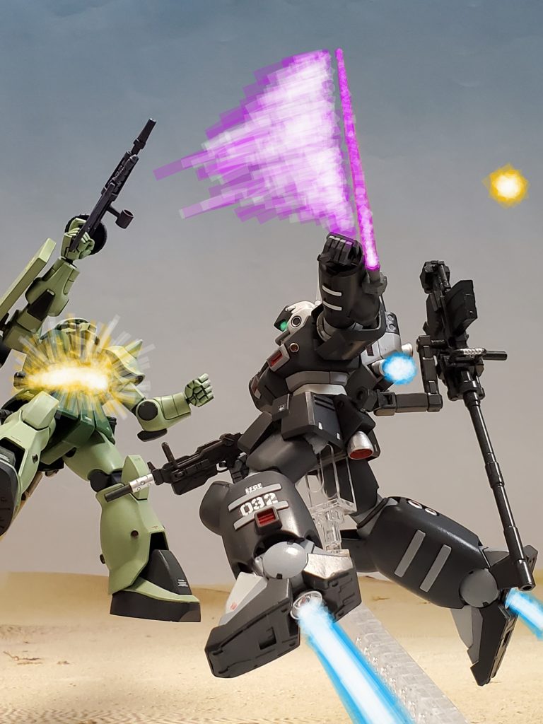 反撃を掻い潜り、左腕に装備されたビームサーベルでザクを両断~🤩🎵ついにMSパイロットとして撃墜スコアを挙げる💪✨これまでのプレッシャーから解放されたのか俄然動きが良くなるガンキャノン😌🎶
