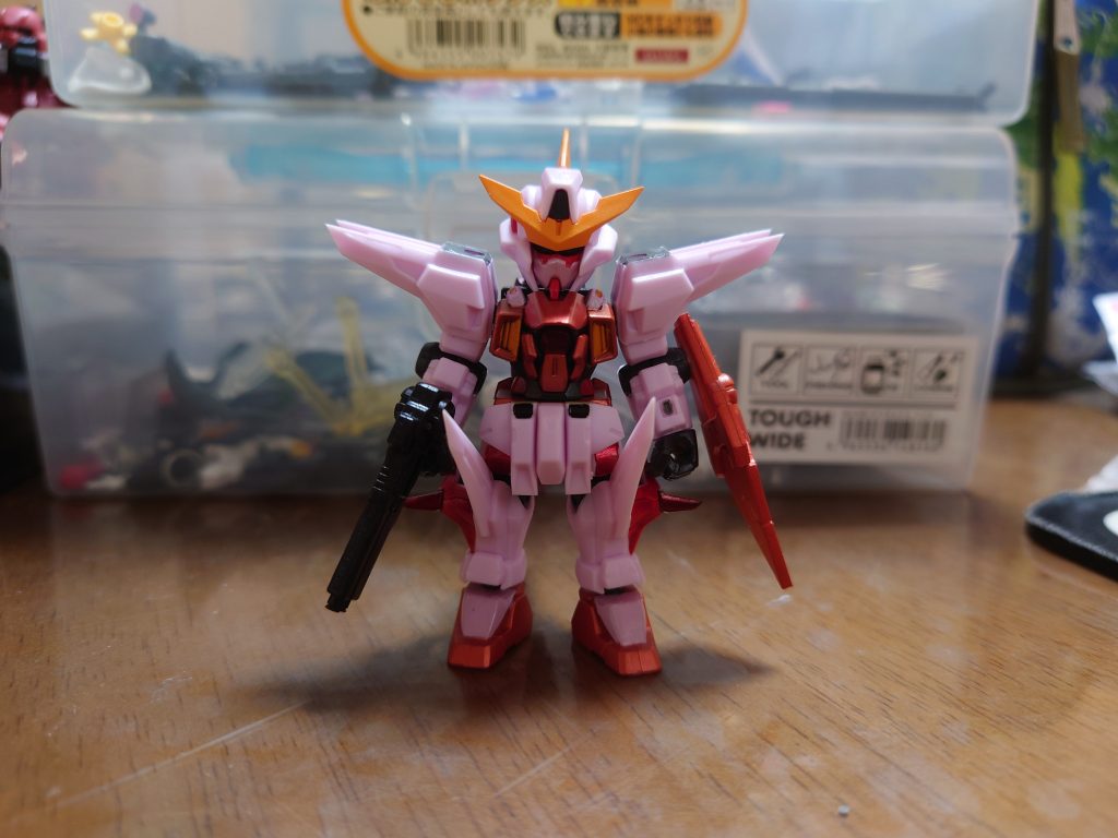 前面ですHG,アニメ参考に塗装しています。