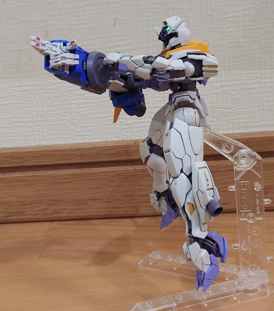 HG ガンダムルブリスジウ–2枚目/制作者：隠れ蓑