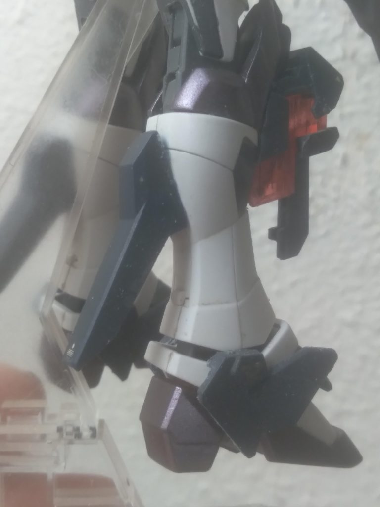 The backs of the legs use the Banshee's parts as well. They are trimmed and the psycoframe was removed.