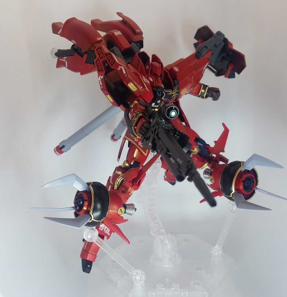 行き付けのホビーショップに運良く3Dメタリックシールが売ってたので、ライフルのスコープに使用しました。