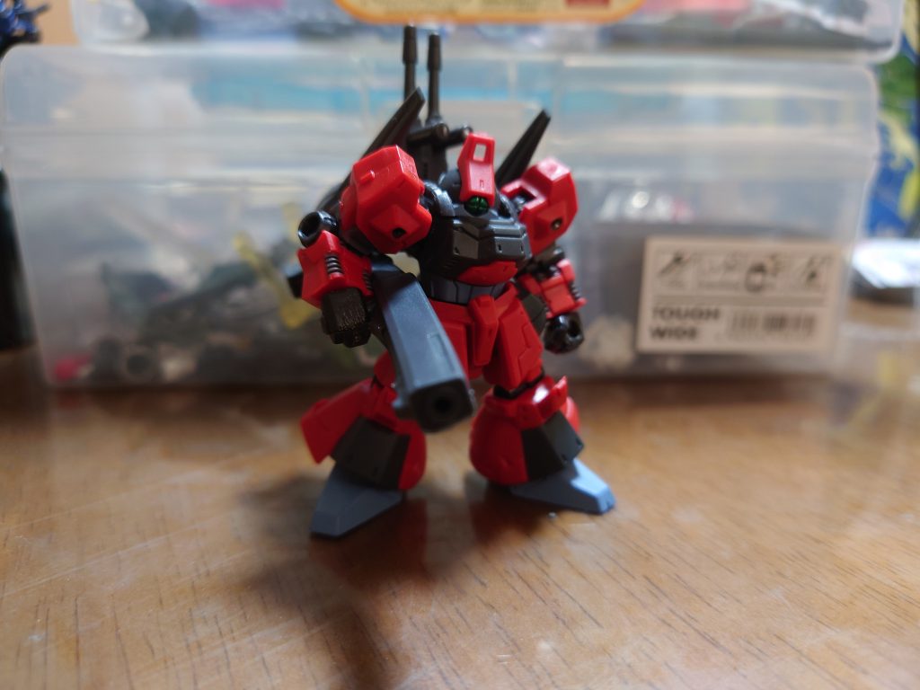 ポージング1バズーカ装備（この持たせ方に10分くらい掛かりました…）