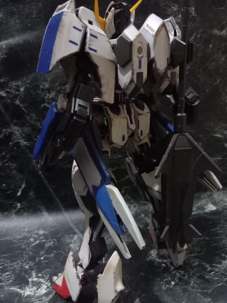 バルバトス第６形態　1/100–4枚目/制作者：ブルックコバヤン