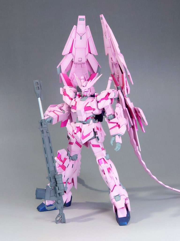 武器は作る予定無かったのですが手持ち無沙汰だったので適当にロングライフルを用意しました。