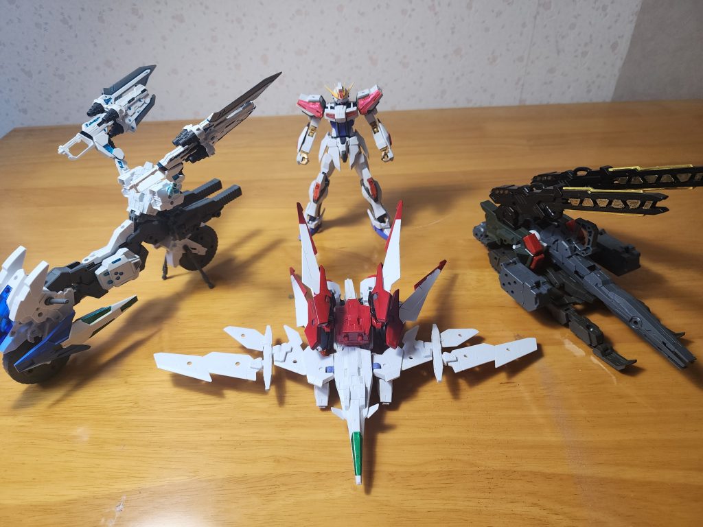 最後に前回、前々回紹介したUNITと並べてのショット❗自分の中でなかなか上手く出来たのではないかなと思います🎵最後まで見てくださりありがとうございます🙇