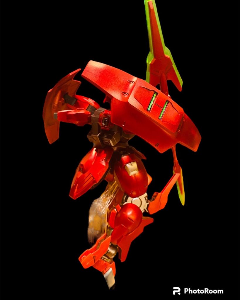 付属デカールもいい色しています。