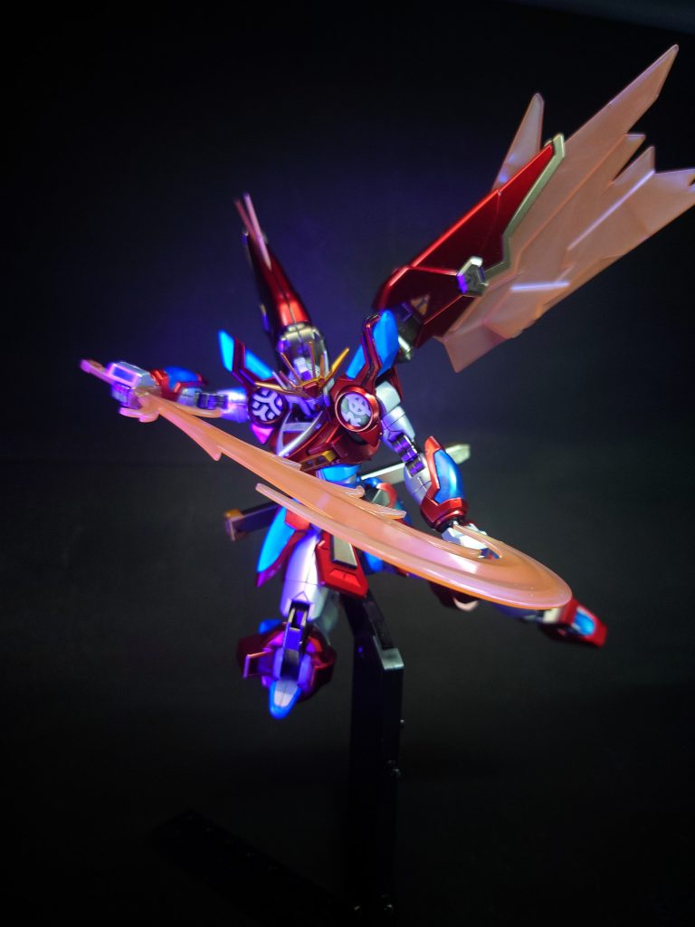 HG 神バーニングガンダム–2枚目/制作者：鈴木　克海