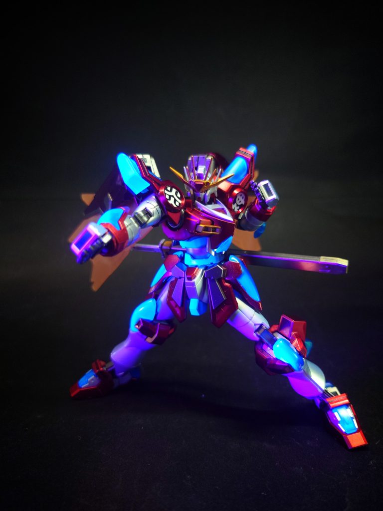 HG 神バーニングガンダム–4枚目/制作者：鈴木　克海