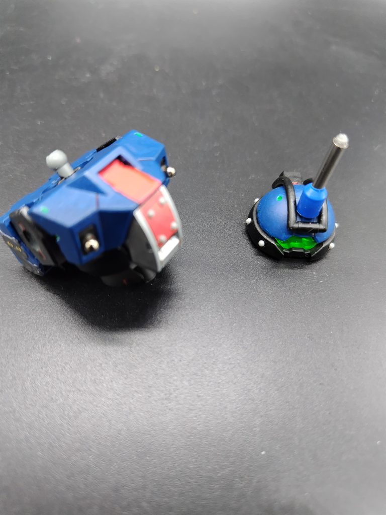 頭と胴体です。