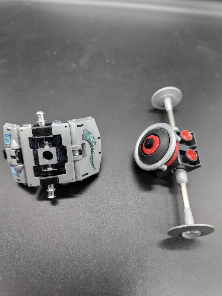 バックパックとウエストです。