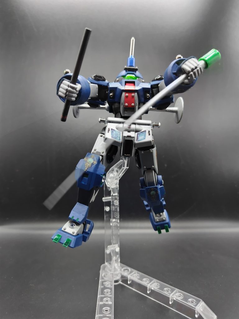 ビームサーベル・サークルスティックを持たせてみました。