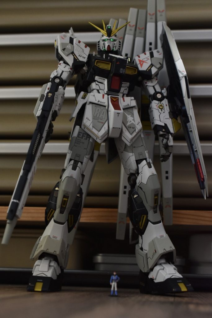 ちょっと暗いですが。机の上で撮るのも意外と良いなと思いました。ご覧いただきありがとうございました!