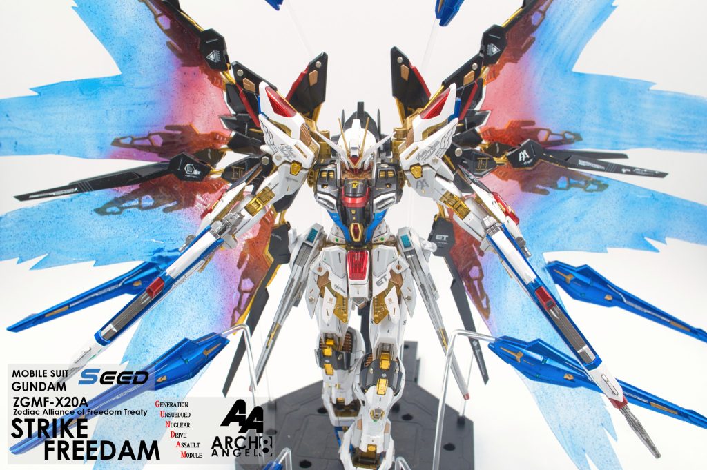 ZGMF-X20A_ストライクフリーダム_光の翼Ver_MGEX–4枚目/制作者：おすぎ