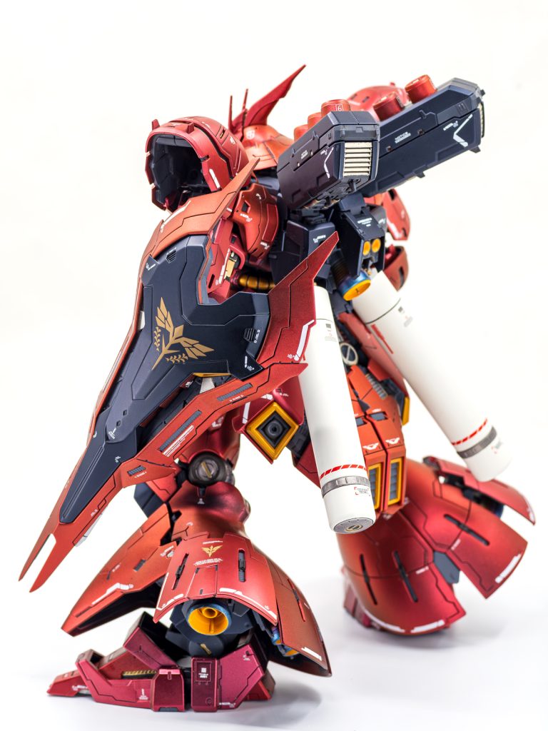 脚のフレア部分のモールドがちょっと面倒そうだったので10本分開口しちゃってシールドと同じような感じで中身作った程度。