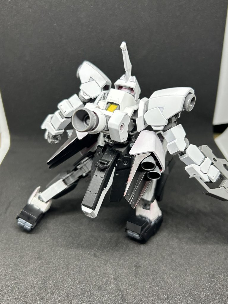 地上強襲型グレイズ–2枚目/制作者：@toriotu_MHD