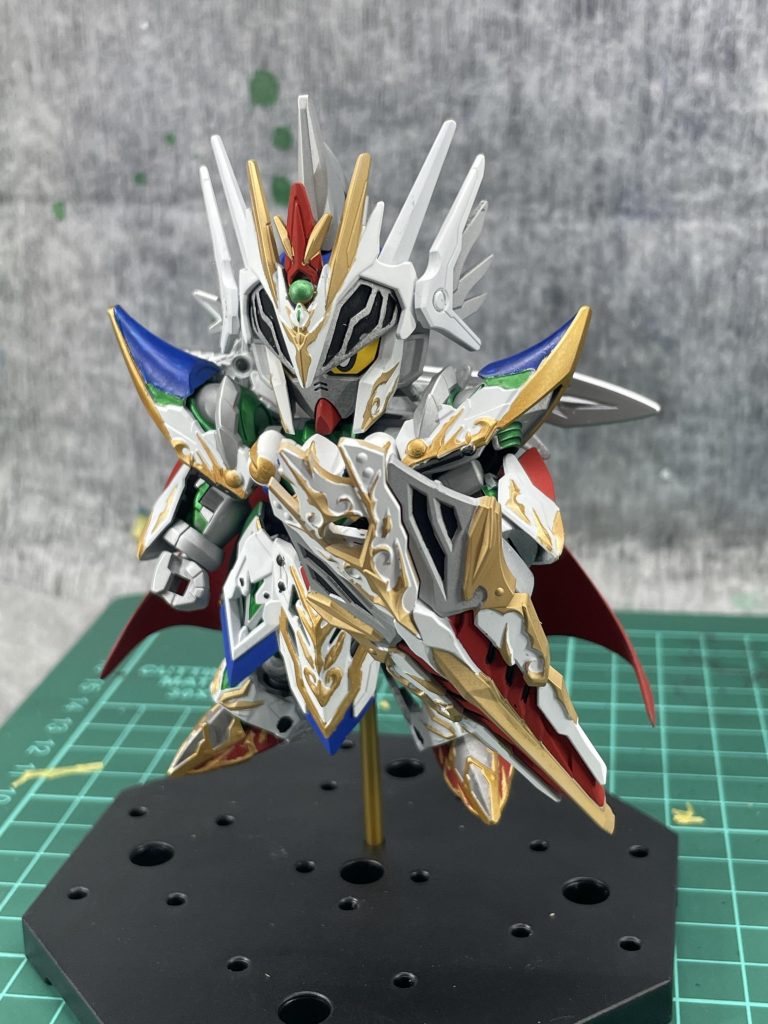 盾も持たせて見ました剣は塗り分けてないので背後にマウントのみです