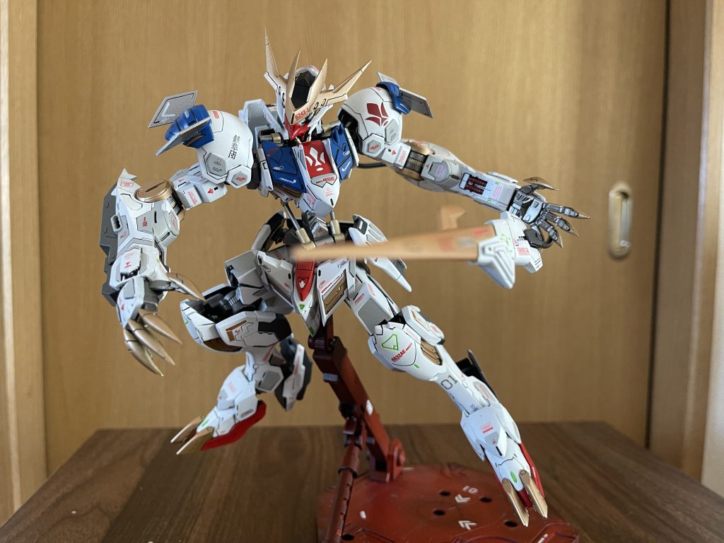 尻尾使ってアクションは取りづらい