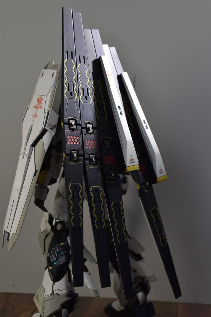 いつもはめんどくさくなってしまう武装類も今回は頑張ってモチベーションを保ちながら、やり抜けました。フィンファンネルが一番の強敵(とも)でした…。